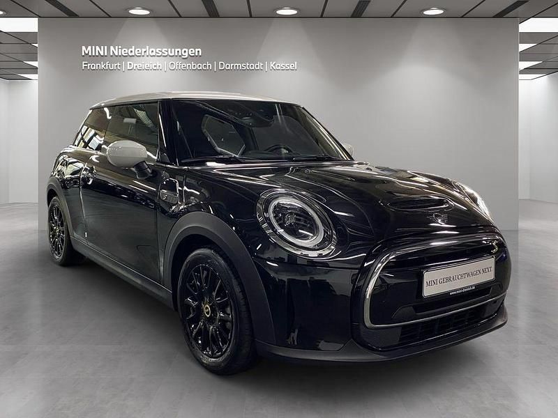 Gebraucht Mini Cooper SE 135 kW (184 PS) 2023 Schwarz Kleinwagen