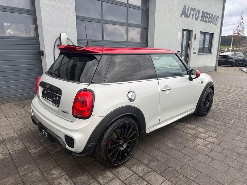 Gebraucht Mini John Cooper Works 231 PS (169 kW) 2016 Silber Kleinwagen