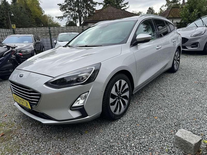 Silber Gebraucht 2020 Ford Focus Kombi | 13.900 € (Fairer Preis) - Bild 1/4