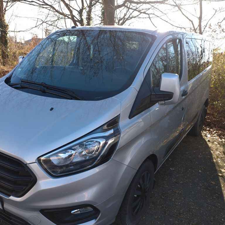 Silber Gebraucht 2018 Ford Transit Custom Van / Kleinbus | 13.300 € (Fairer Preis) - Bild 1/4
