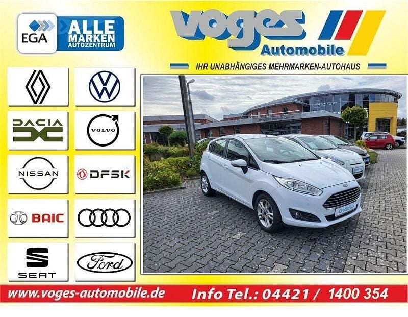 Weiß Gebraucht 2015 Ford Fiesta Trend Kleinwagen | 8.990 € (Fairer Preis) - Bild 1/4