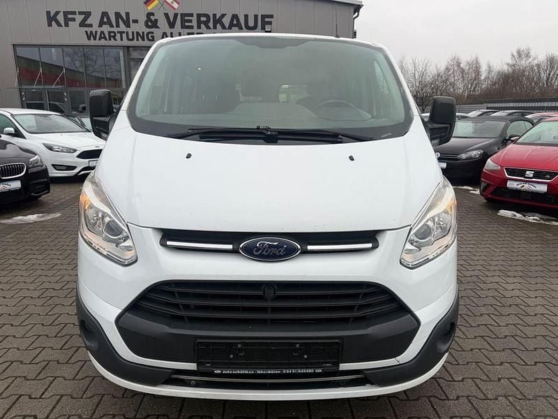 Weiß Gebraucht 2016 Ford Transit Trend Kombi | 9.999 € (Fairer Preis) - Bild 1/4
