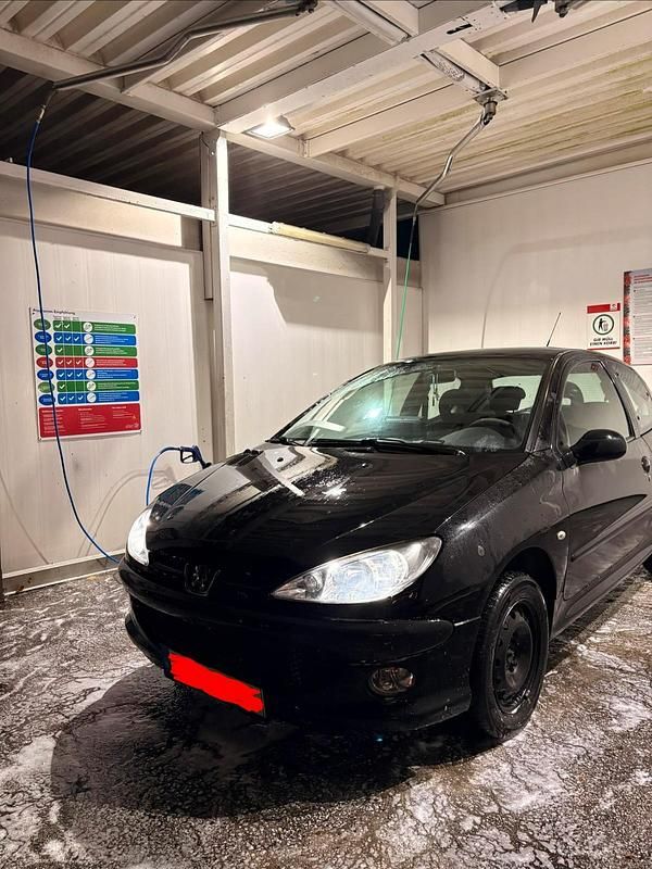 Schwarz Gebraucht 2008 Peugeot 206 Kleinwagen | 900 € (Guter Preis) - Bild 1/4
