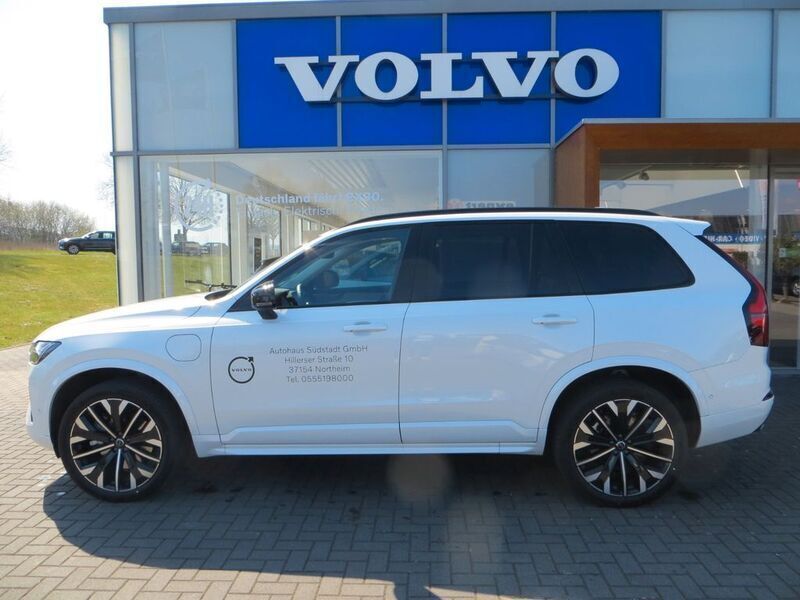 Weiß Gebraucht 2025 Volvo XC90 Plus SUV | 73.490 € (Superpreis) - Bild 1/4