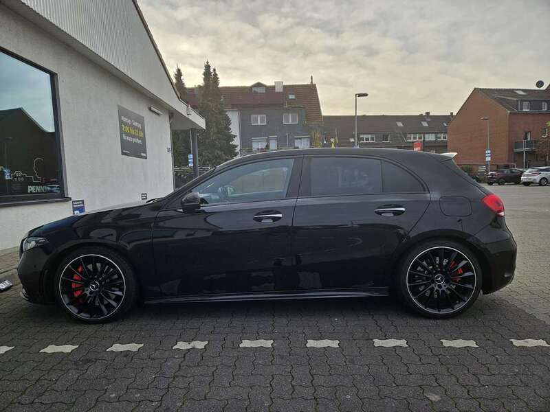 Schwarz Gebraucht 2022 Mercedes A35 AMG Advanced Plus Limousine | 40.000 € (Guter Preis) - Bild 1/4