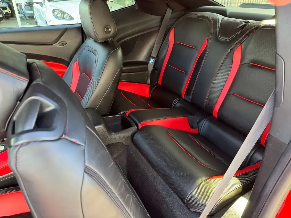 Gebraucht Chevrolet Camaro 275 PS (202 kW) 2022 Rot Coupé