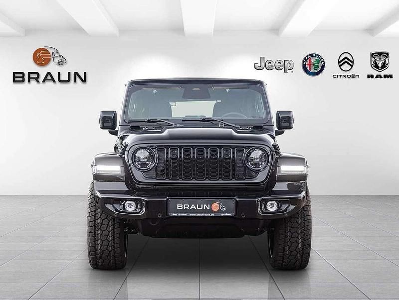 Neu Jeep Wrangler 272 PS (200 kW) 2025 Schwarz SUV