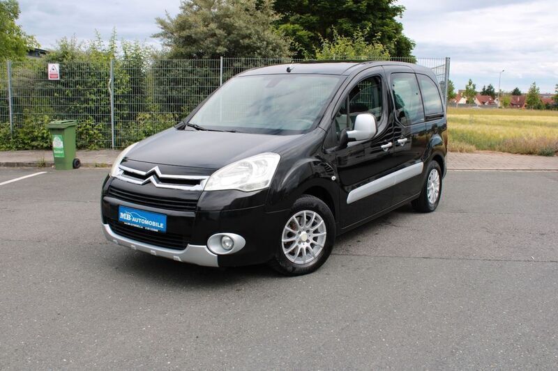 Schwarz Gebraucht 2011 Citroën Berlingo SELECTION Van / Kleinbus | 5.450 € (Superpreis) - Bild 1/4