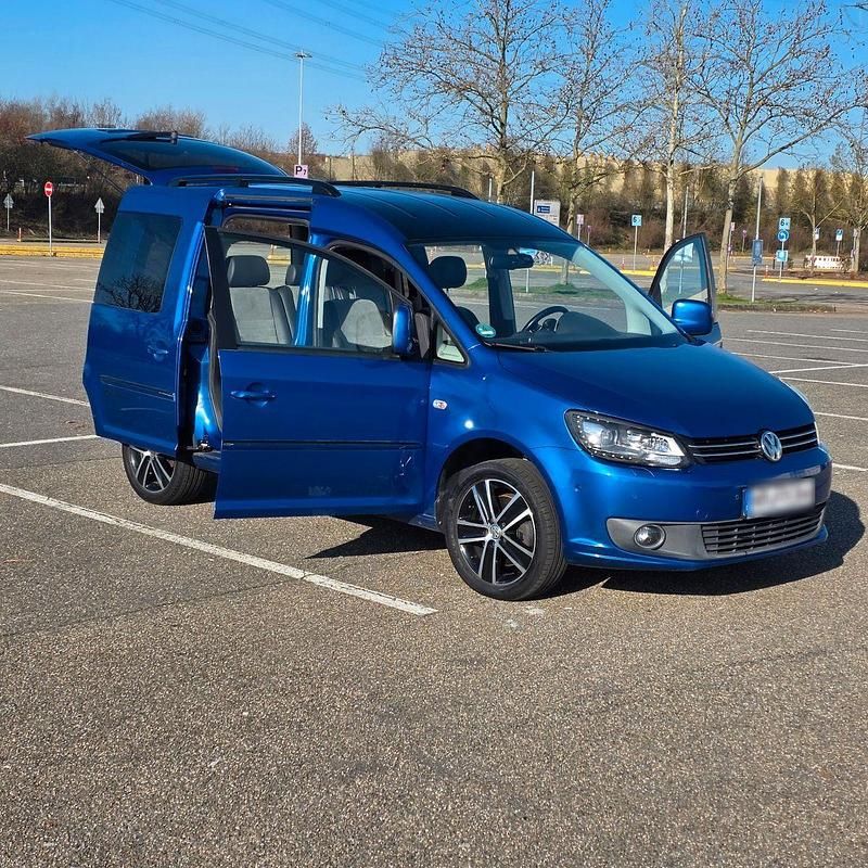 Gebraucht VW Caddy Edition 140 PS (102 kW) 2015 Blau Van / Kleinbus