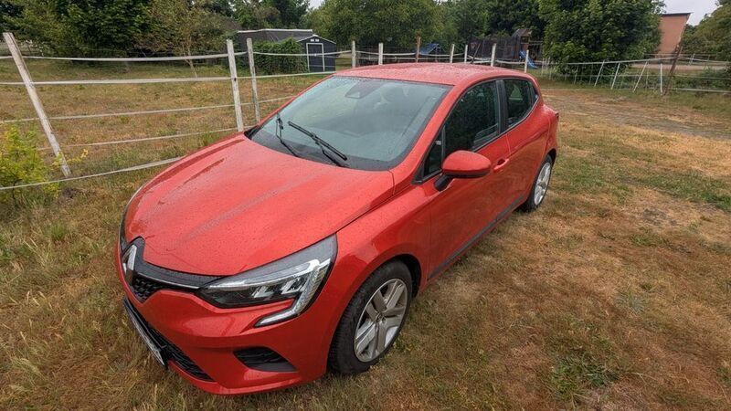 Rot Gebraucht 2021 Renault Clio V Techno Limousine | 14.500 € (Fairer Preis) - Bild 1/4