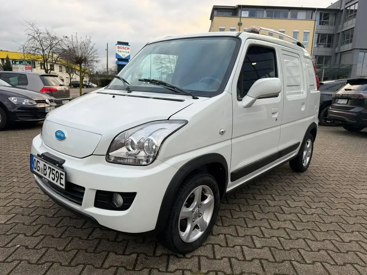 Gebraucht Cenntro Logistar 100 11 kW (16 PS) 2023 Weiss Van / Kleinbus