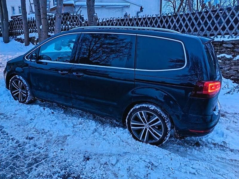 Gebraucht VW Sharan Highline 220 PS (161 kW) 2016 Schwarz Van / Kleinbus