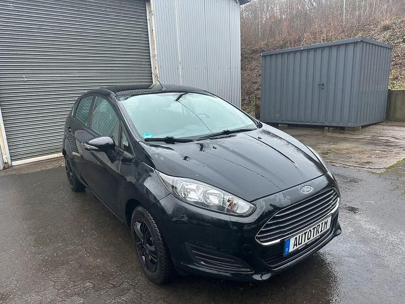 Gebraucht Ford Fiesta 82 PS (60 kW) 2013 Schwarz Kleinwagen