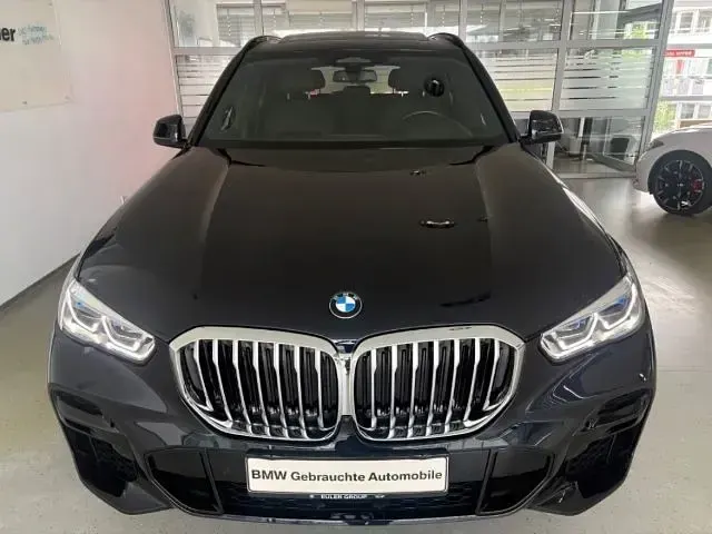 Gebraucht BMW X5 Performance 286 PS (210 kW) 2023 Carbonschwarz SUV