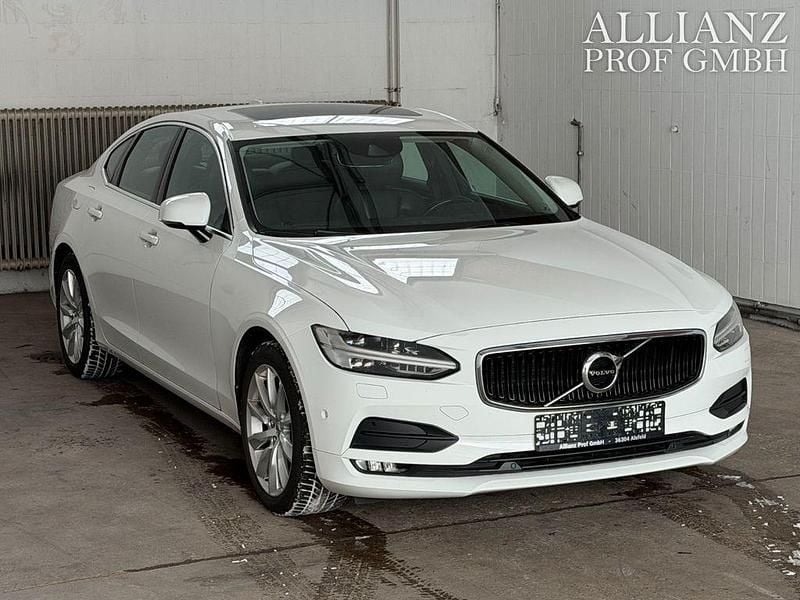 Gebraucht Volvo S90 Momentum 254 PS (186 kW) 2016 Weiß Limousine