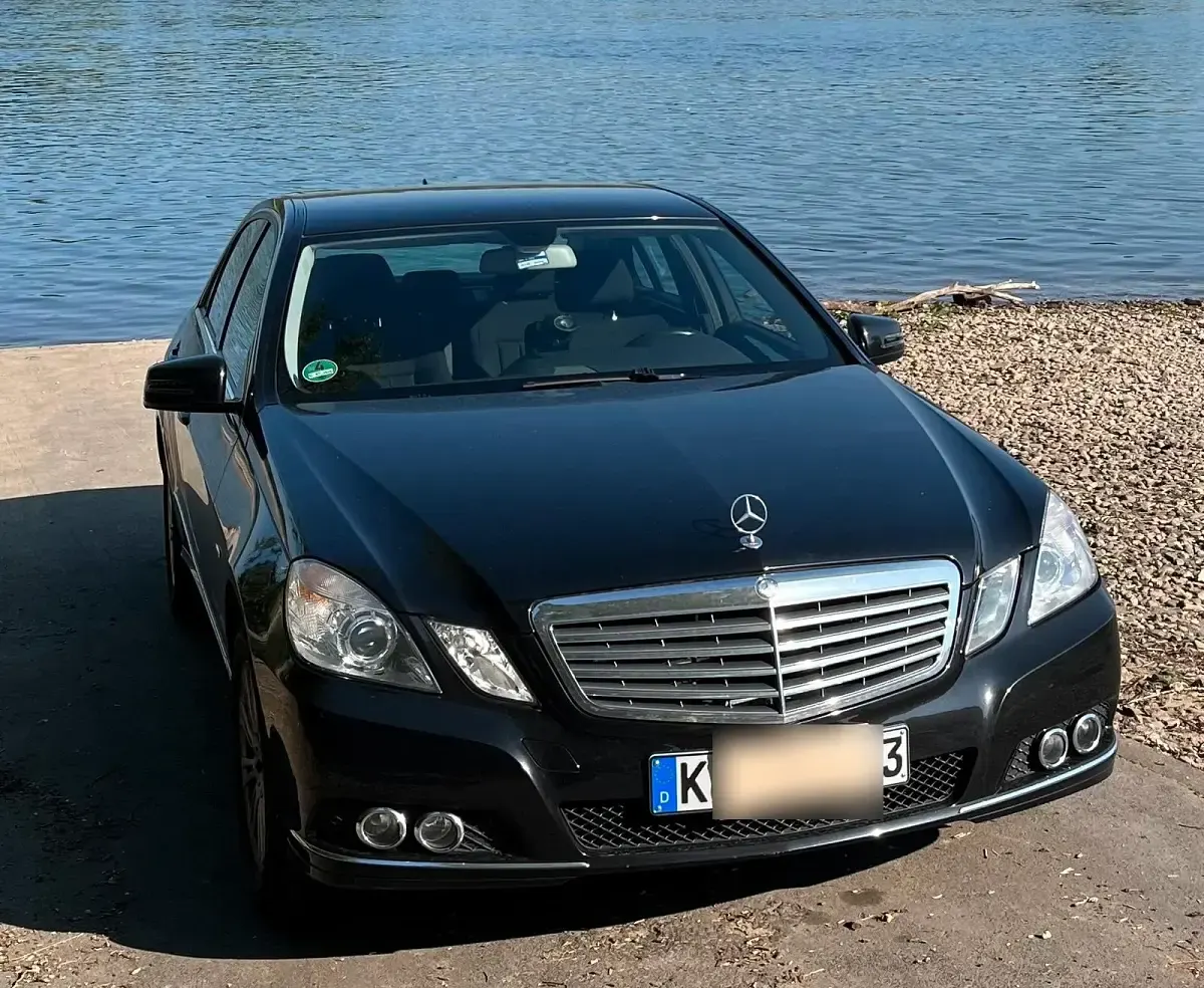 Occasion Mercedes E200 136 ch (100 kW) 2010 Noir Berline