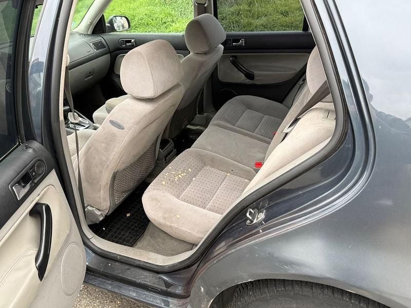 Gebraucht VW Golf III Basis 101 PS (74 kW) 1999 Blau Limousine