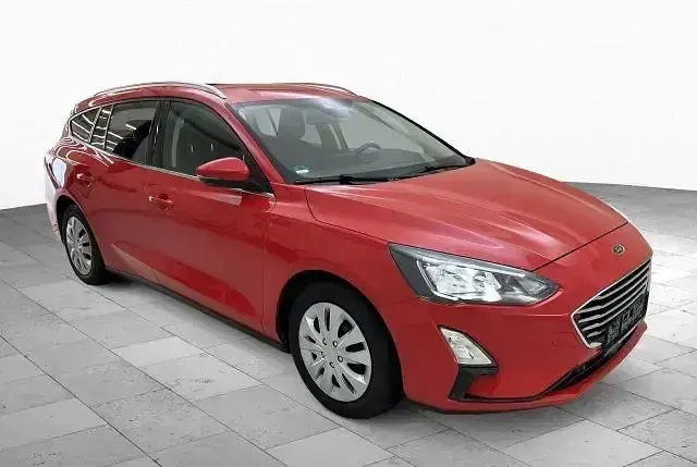 Gebraucht Ford Focus Cool & Connect 125 PS (91 kW) 2021 Andere Limousine