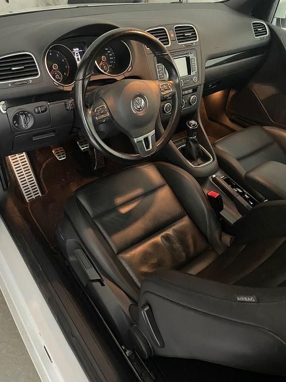 Gebraucht VW Golf Cabriolet 160 PS (117 kW) 2012 Weiß Cabrio