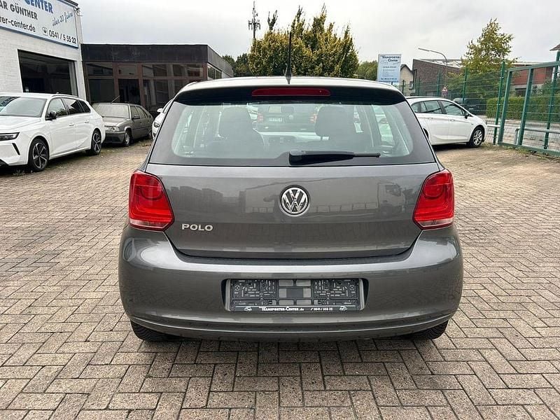 Gebraucht VW Polo Trendline 60 PS (44 kW) 2013 Grau Kleinwagen