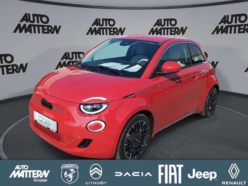 Colore esterno (red vr111/a) Neu 2025 Fiat 500e La Prima Limousine | 28.490 € (Fairer Preis) - Bild 1/4