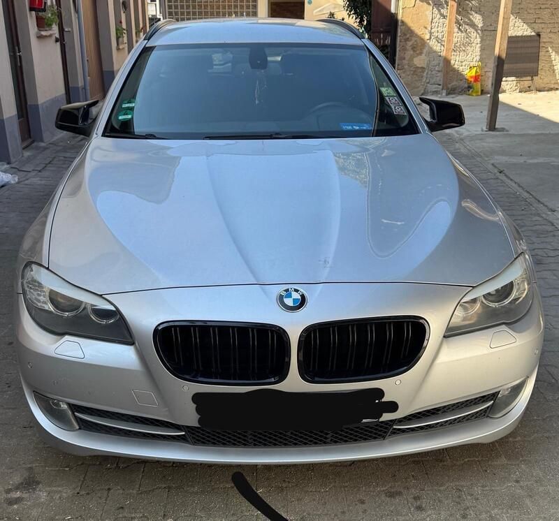 Silber Gebraucht 2012 BMW 525 Kombi | 10.050 € (Fairer Preis) - Bild 1/4