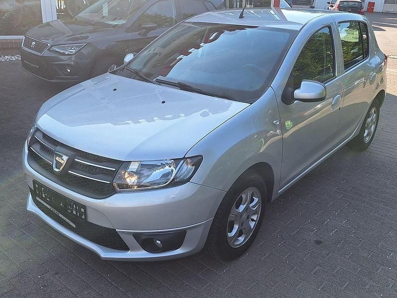 Gebraucht Dacia Sandero Lauréate 90 PS (66 kW) 2016 Grau Kleinwagen