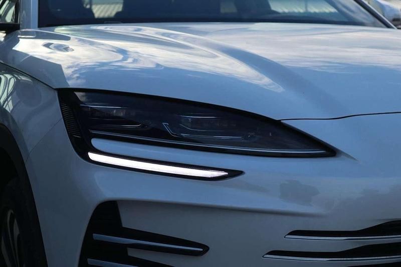 Neu BYD Seal U Design 238 kW (324 PS) 2025 Snow white SUV