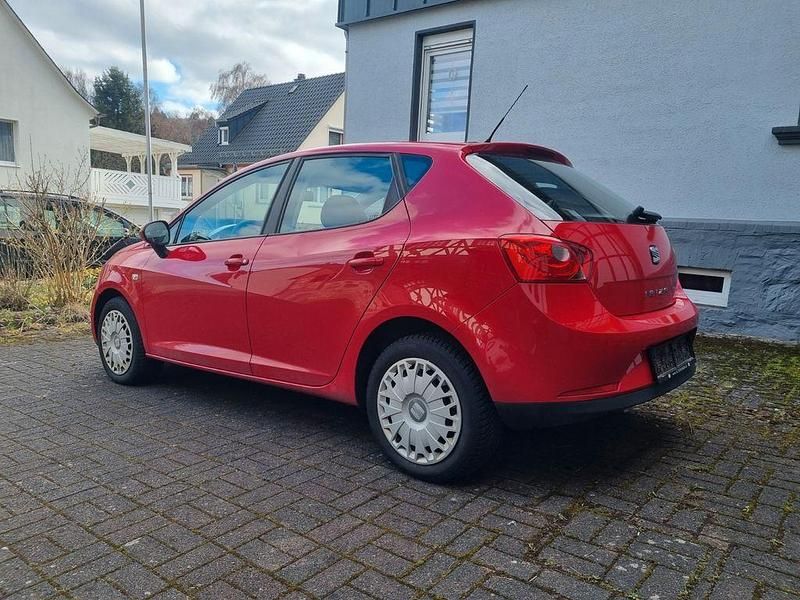 Gebraucht Seat Ibiza Style 69 PS (50 kW) 2008 Rot Limousine