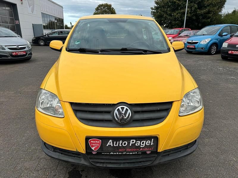 Second-hand VW Fox 54 CP (39 kW) 2007 Galben Hatchback