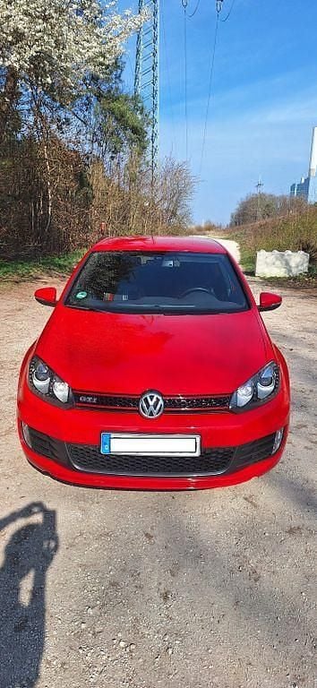Gebraucht VW Golf VII Edition 211 PS (155 kW) 2012 Rot Limousine