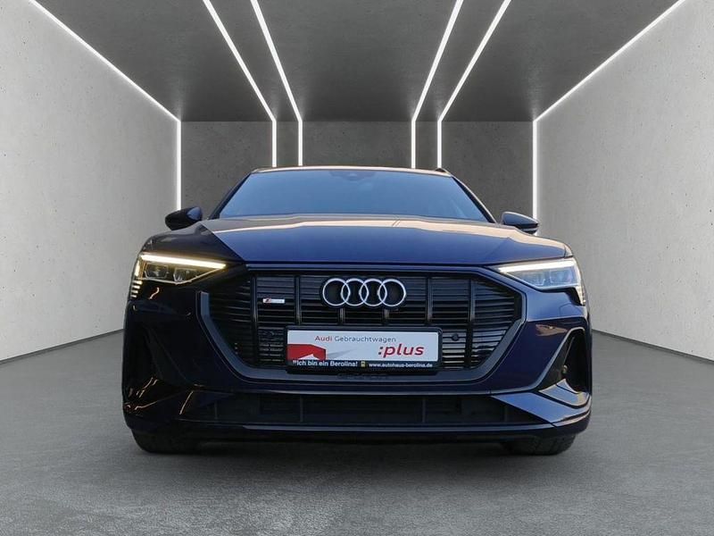 Gebraucht Audi e-tron Ambiente 230 kW (313 PS) 2021 Navarrablau metallic SUV