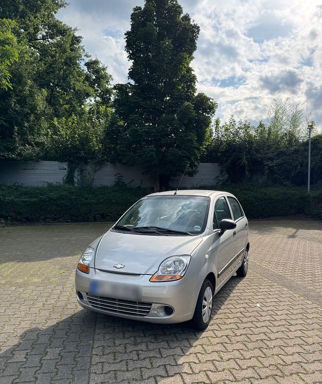Silber Gebraucht 2008 Chevrolet Matiz Kleinwagen | 1.999 € (Fairer Preis) - Bild 1/4