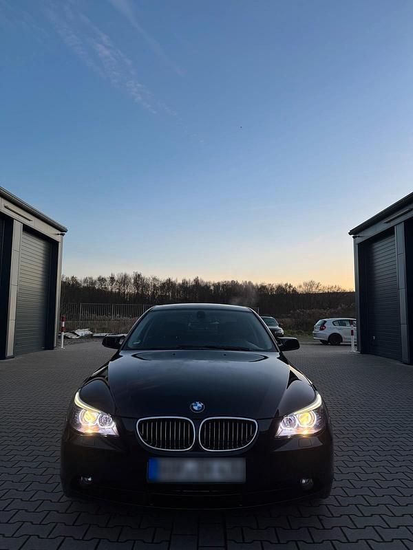 Gebraucht BMW 525 190 PS (139 kW) 2006 Schwarz Limousine