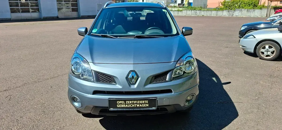 Gebraucht Renault Koleos Expression 175 PS (128 kW) 2009 Grau SUV