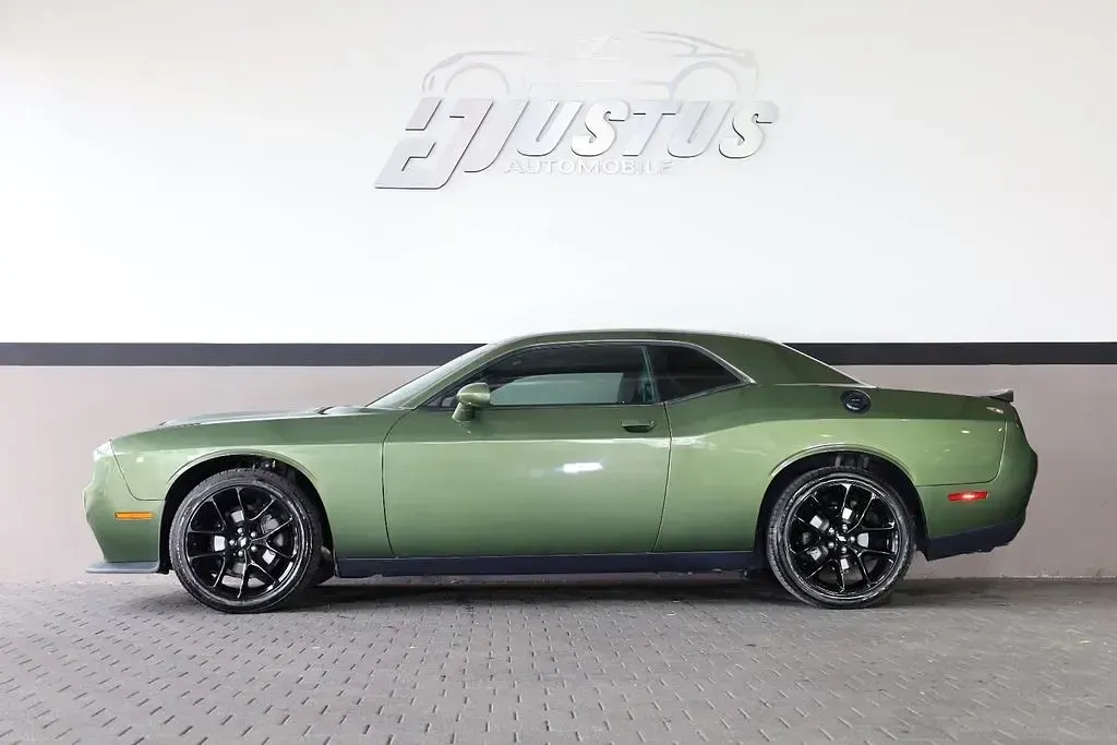 Gebraucht Dodge Challenger SXT 309 PS (227 kW) 2020 Grün Coupé
