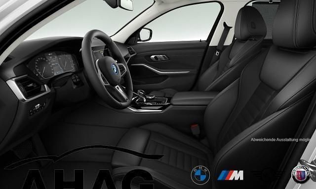 Gebraucht BMW 330e Luxury Line 292 PS (214 kW) 2022 Schwarz Kombi