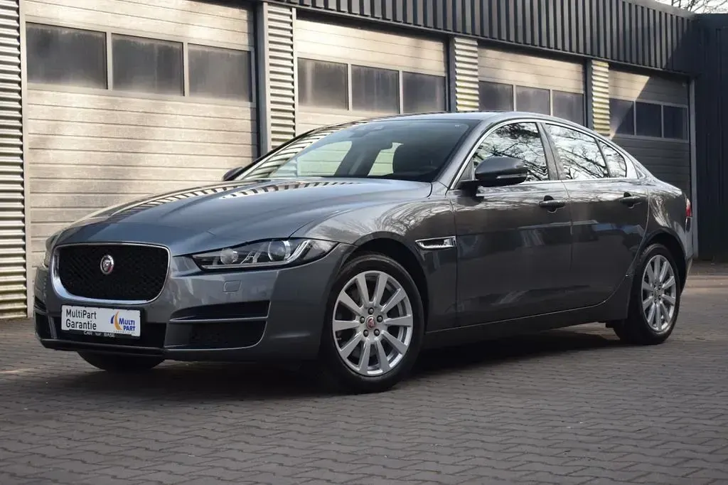 Brugt Jaguar XE Prestige 179 HK (131 kW) 2017 Sedan