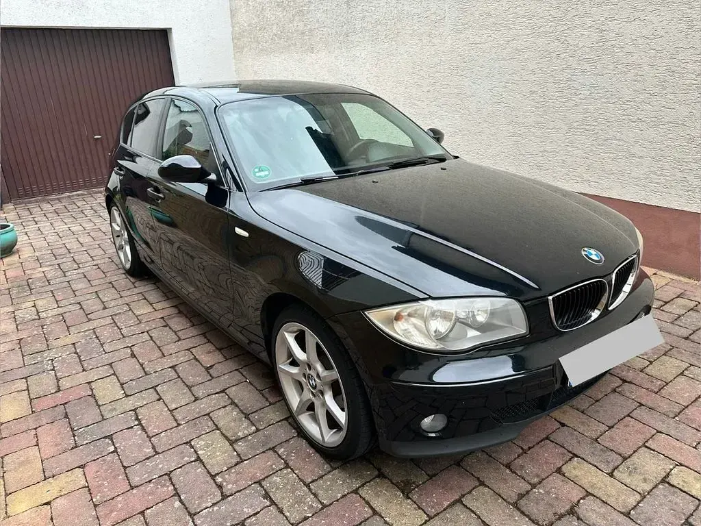 Gebraucht BMW 116 116 PS (85 kW) 2006 Schwarz Kleinwagen