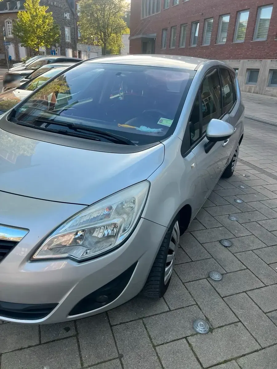 Gebraucht Opel Meriva 131 PS (96 kW) 2012 Grau Van / Kleinbus