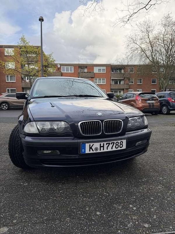 Usata BMW 320 170 CV (125 kW) 2000 Blu Berlina