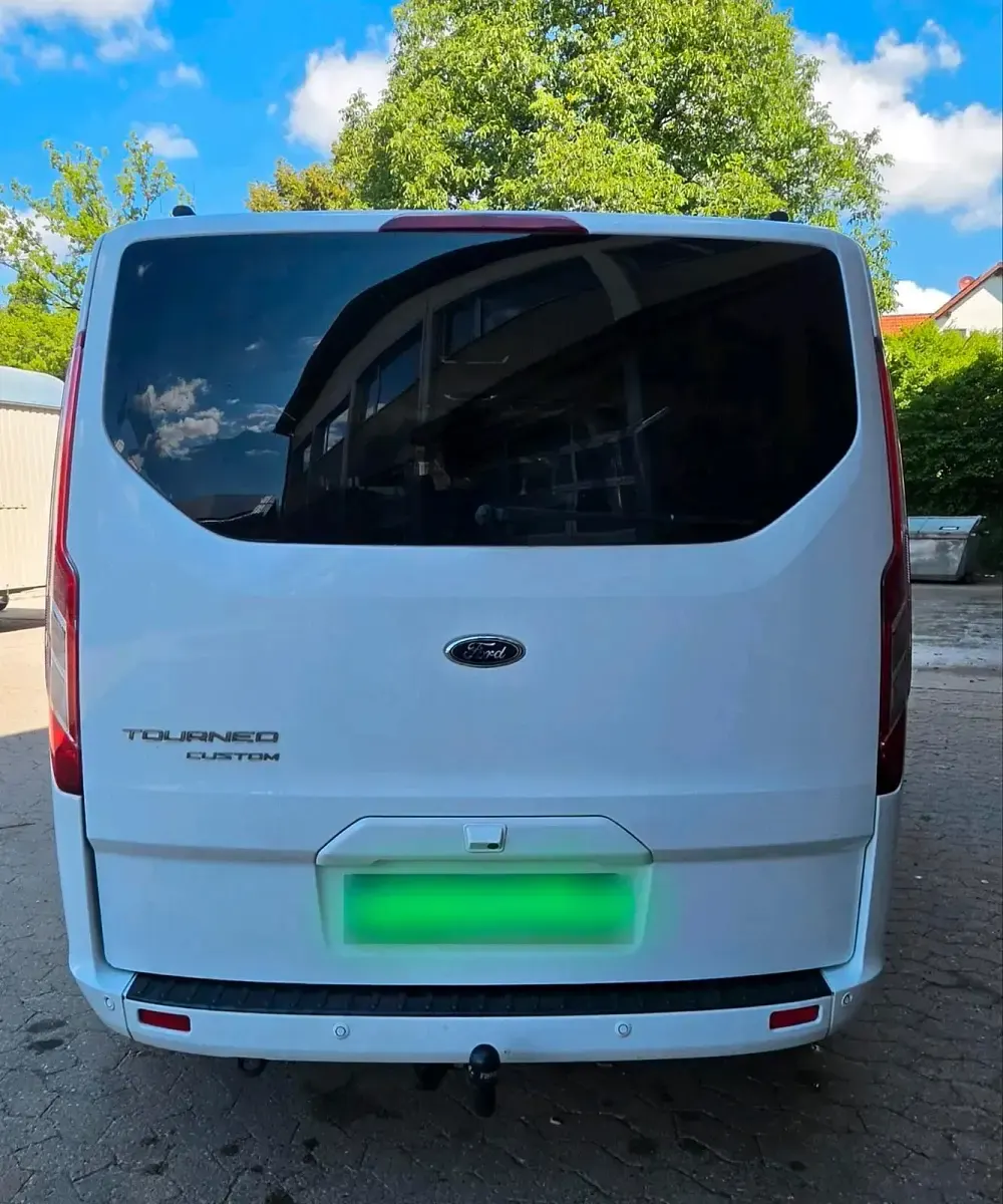 Gebraucht Ford Tourneo Custom 170 PS (125 kW) 2018 Weiß Van