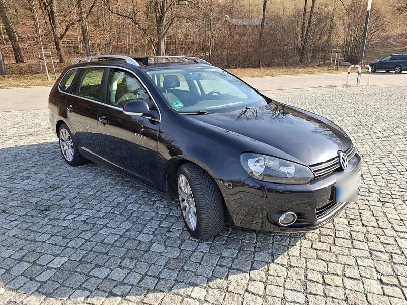 Gebraucht VW Golf VI Highline 122 PS (89 kW) 2011 Schwarz Kleinwagen