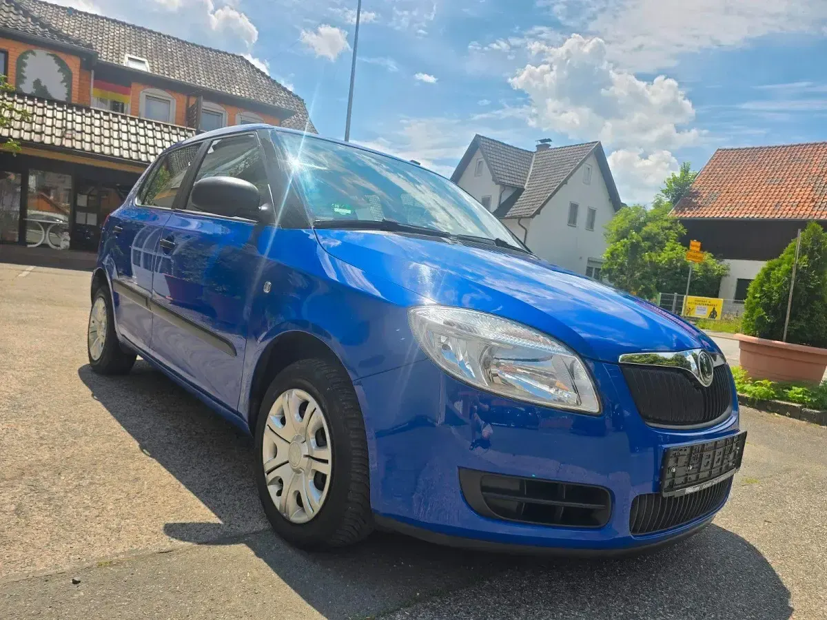 Gebraucht Skoda Fabia Classic 60 PS (44 kW) 2009 Blau Kleinwagen