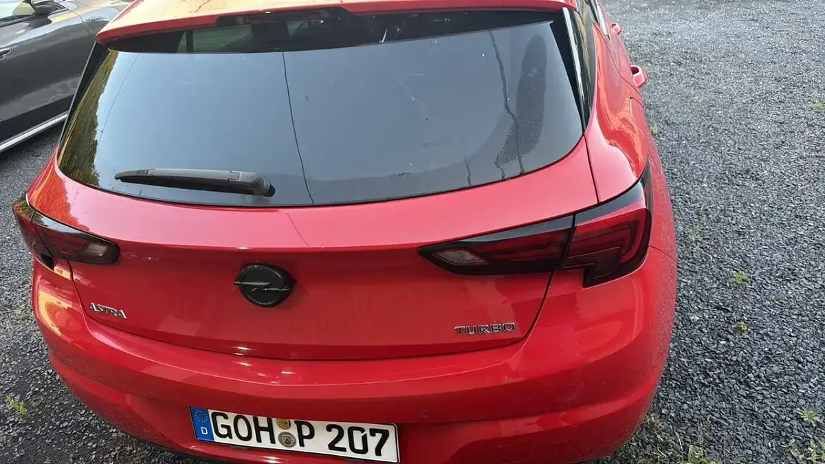 Gebraucht Opel Astra Dynamic 150 PS (110 kW) 2018 Limousine