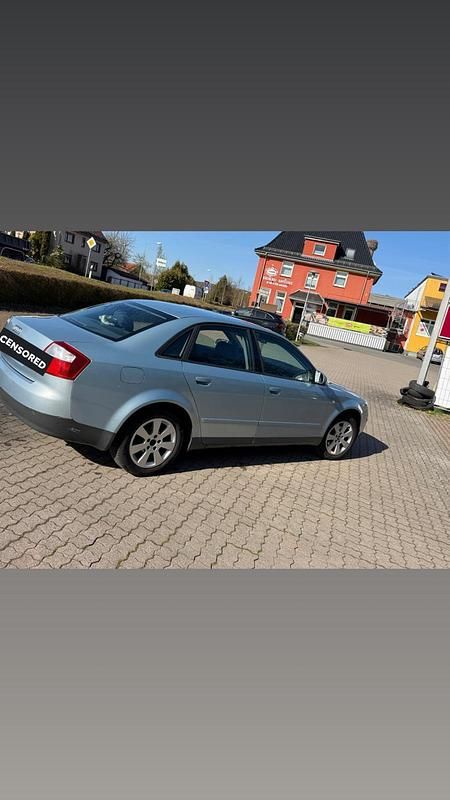Gebraucht Audi A4 131 PS (96 kW) 2001 Silber Limousine