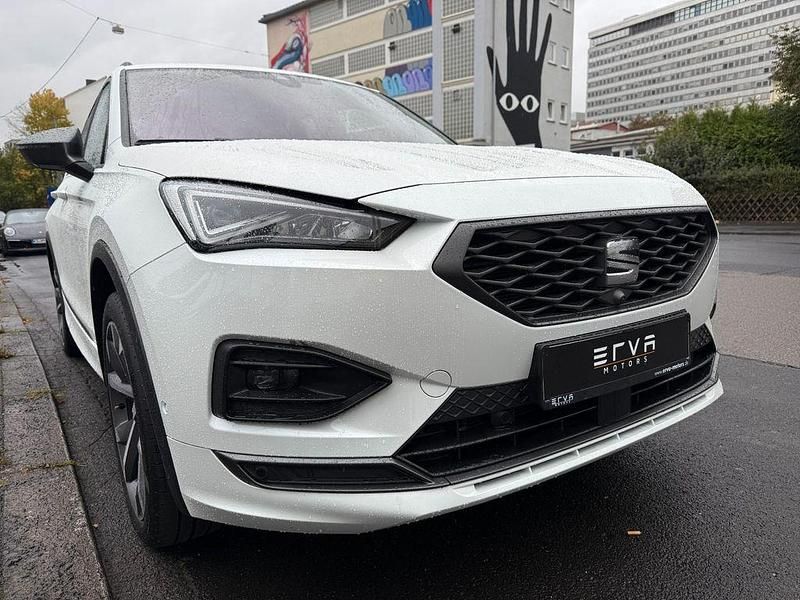 Weiß Gebraucht 2022 Seat Tarraco 4Drive SUV | 35.950 € (Teuer) - Bild 1/4