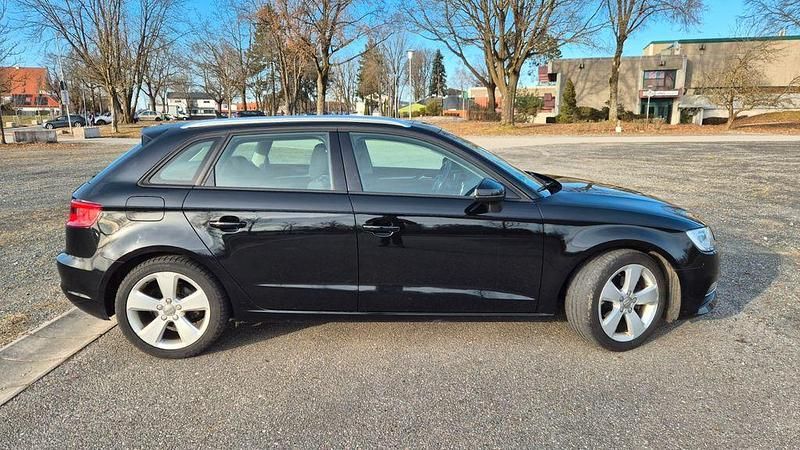 Gebraucht Audi A3 Ambition 125 PS (91 kW) 2015 Schwarz Limousine
