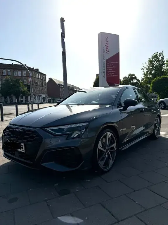 Gebraucht Audi S3 Sport 310 PS (228 kW) 2021 Grau Limousine