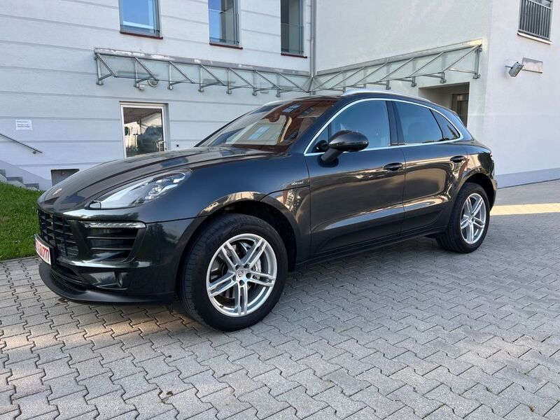 Schwarz Gebraucht 2017 Porsche Macan S SUV | 27.888 € (Fairer Preis) - Bild 1/4